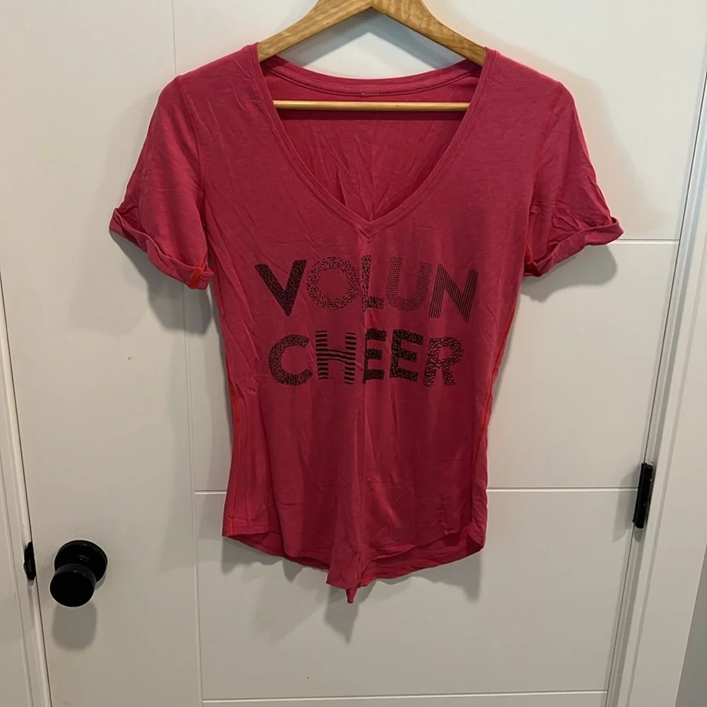 Lululemon special edition short sleeve V-neck size 6 - Picture 2 of 7